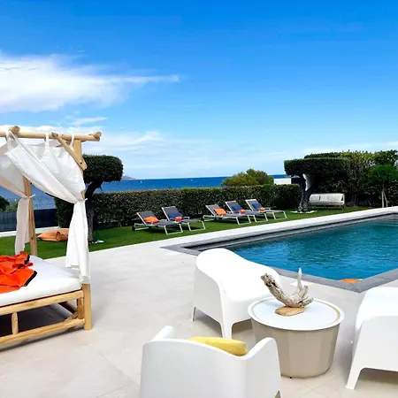 Rez De Jardin - Vue Mer, Piscine & Boulodrome Prive, Plage, Ste Maxime & Golfe De St Tropez *